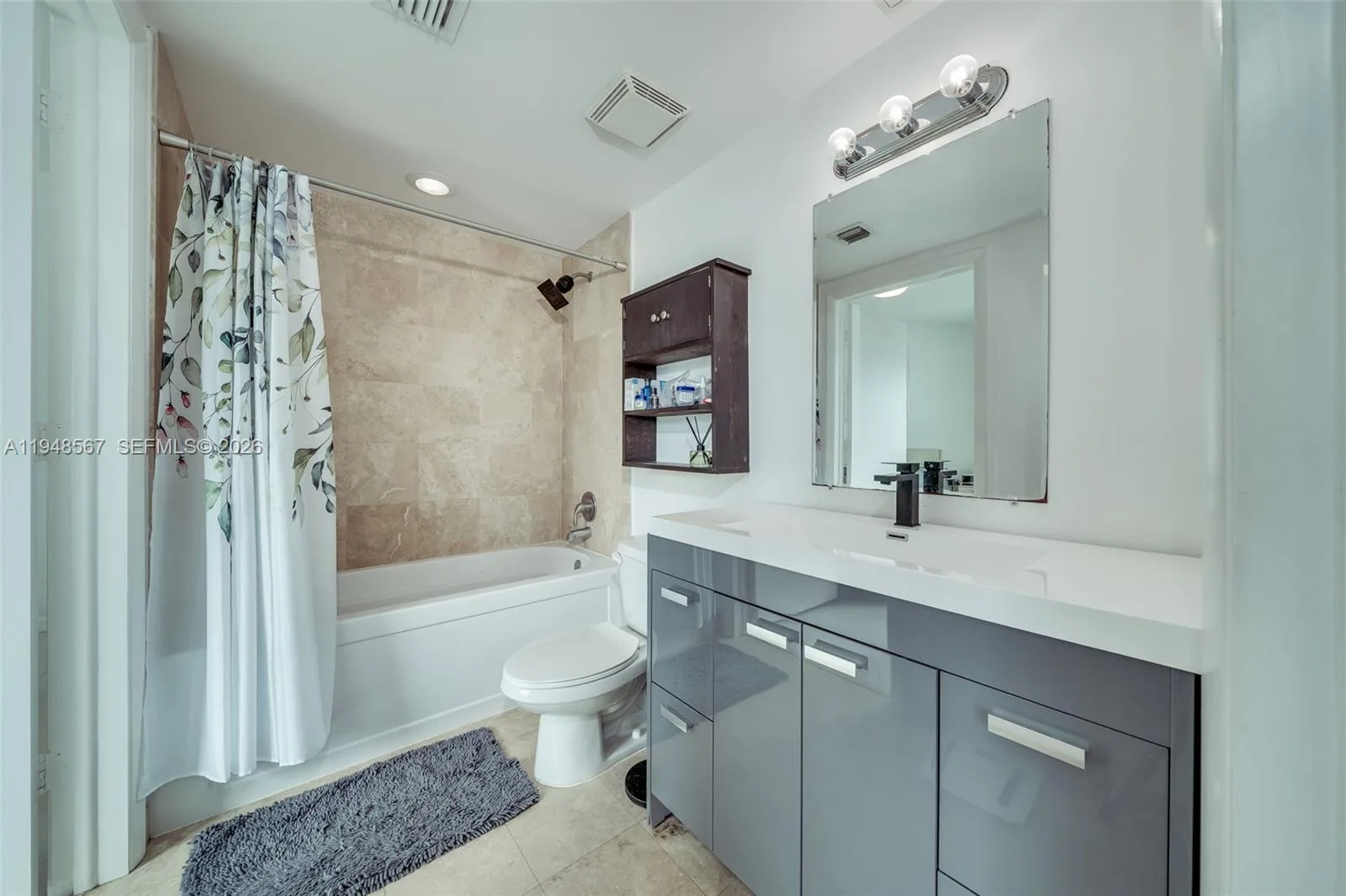 350 S Miami Ave # 3408, Miami, FL 33130 photo 11