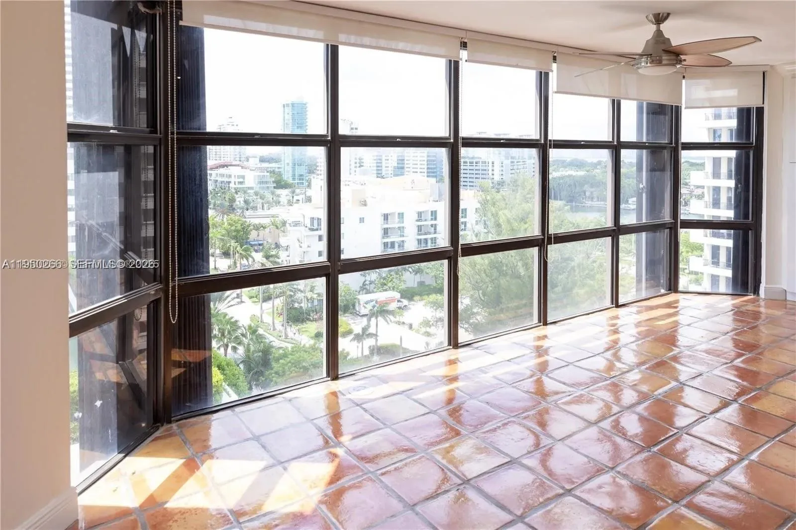 6423 Collins Ave # 1101, Miami Beach, FL 33141