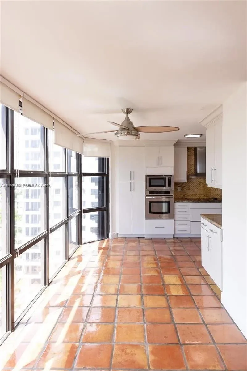 6423 Collins Ave # 1101, Miami Beach, FL 33141 photo 3