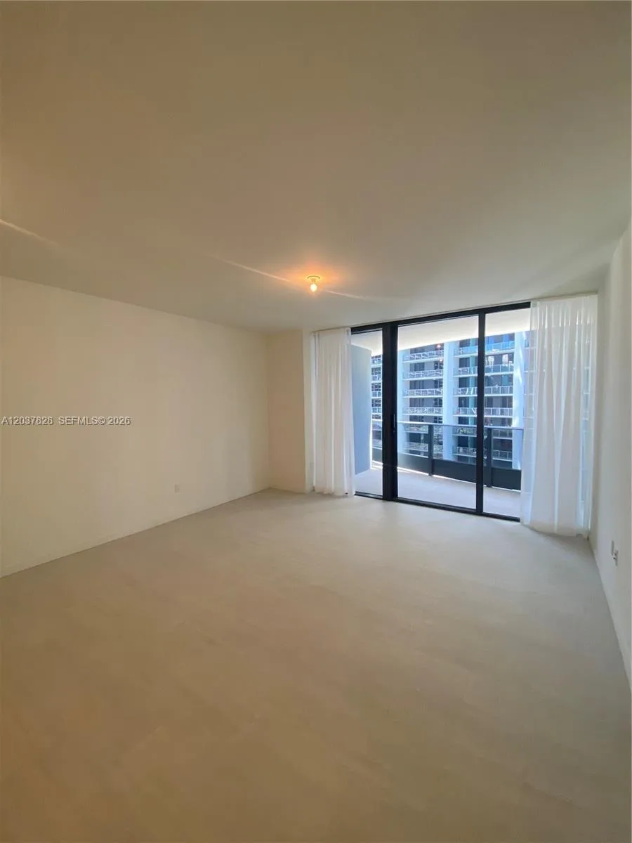 1000 Brickell Plaza # 2007, Miami, FL 33131 photo 4