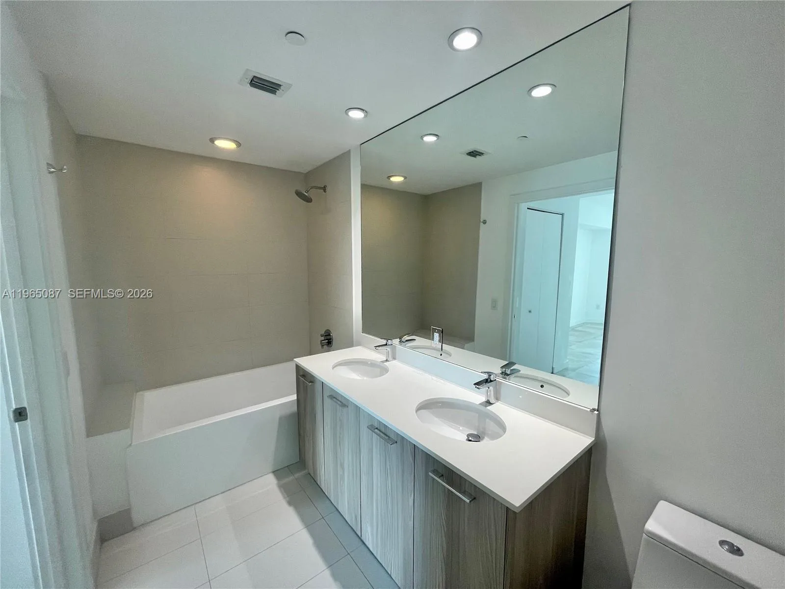 501 NE 31st St # 3007, Miami, FL 33137 photo 10