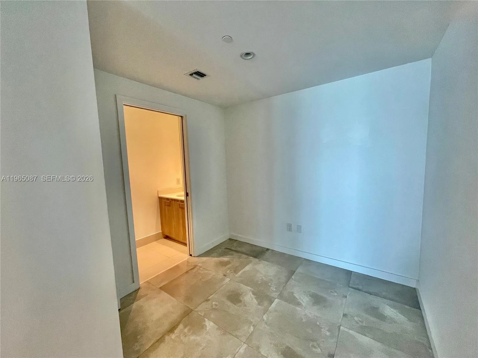 501 NE 31st St # 3007, Miami, FL 33137 photo 13