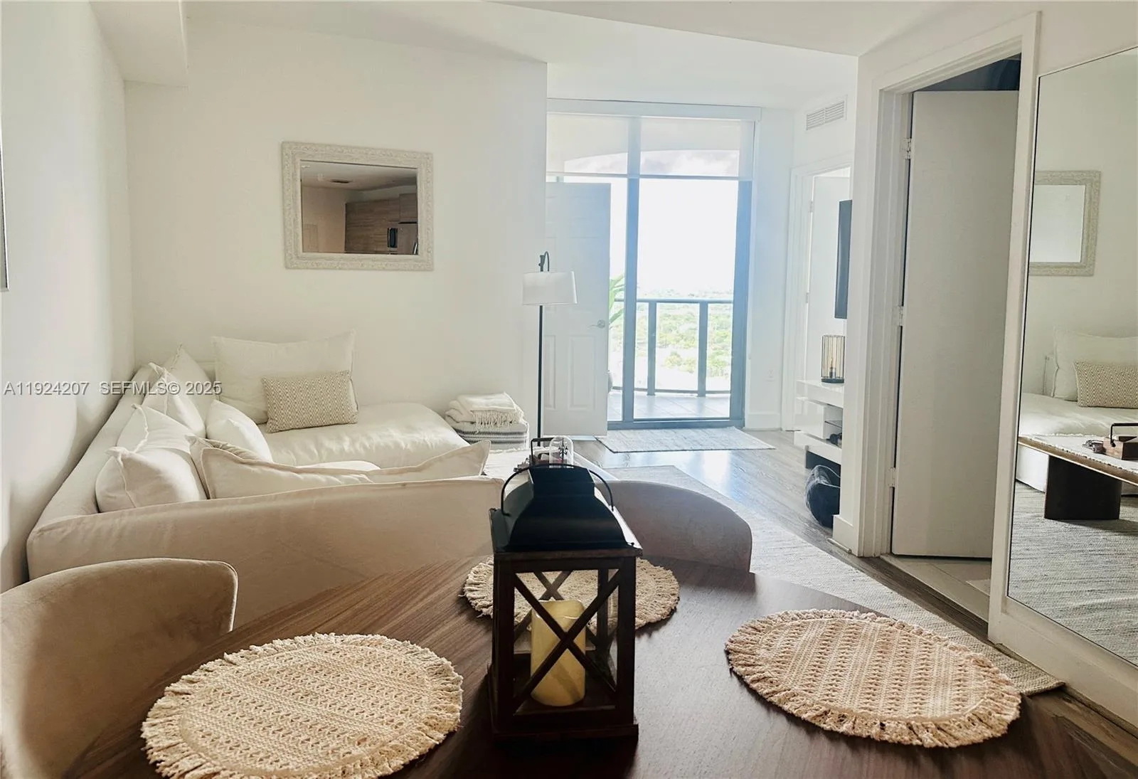 121 NE 34th St # 3014, Miami, FL 33137 photo 6