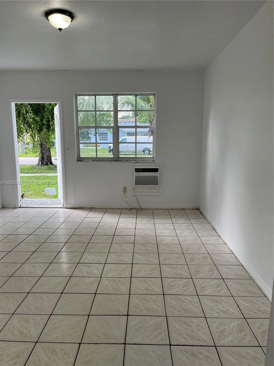 14155 NE 14th Ave, North Miami, FL 33161 photo 9