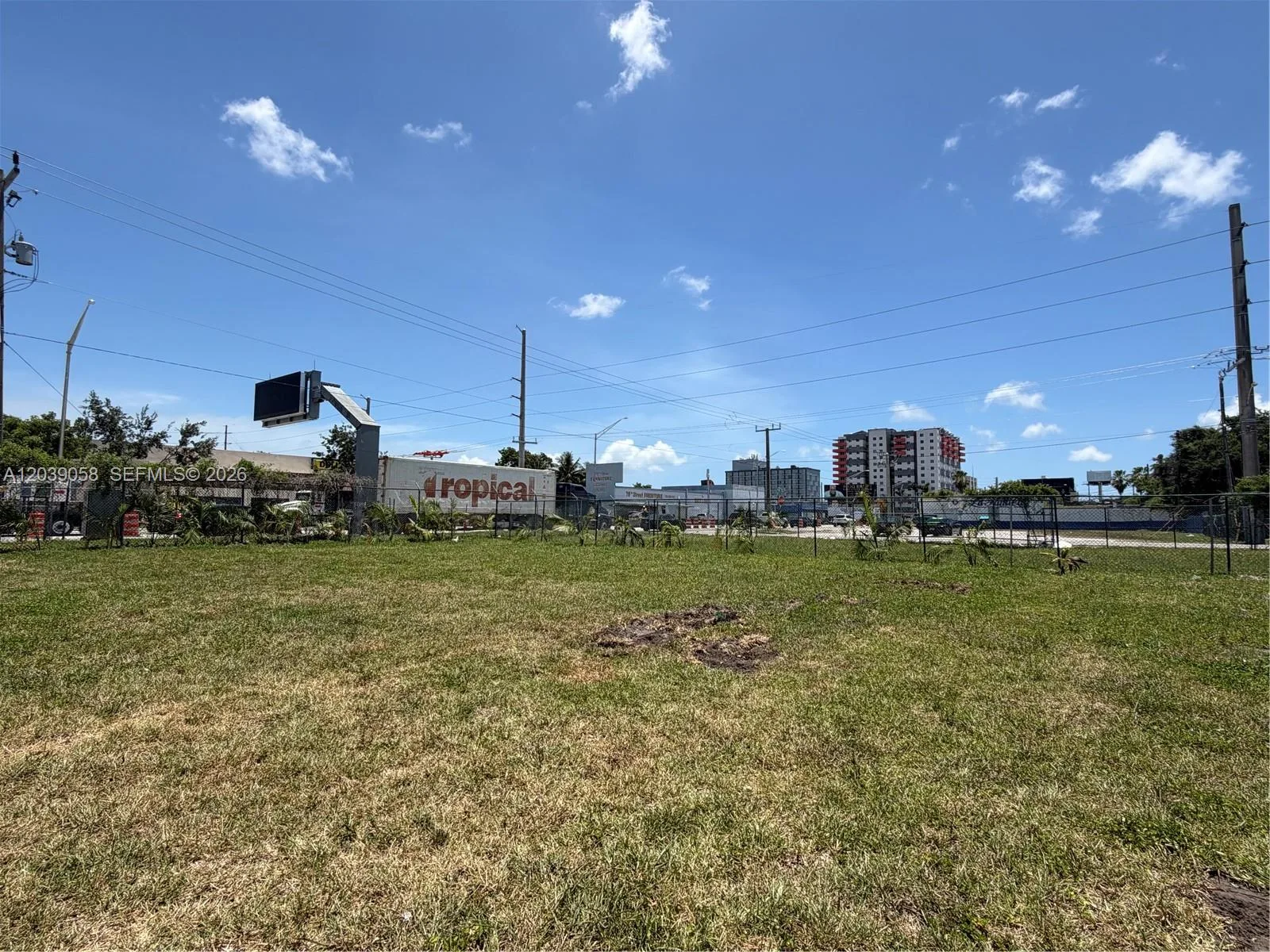 810 NW 79th St, Miami, FL 33150