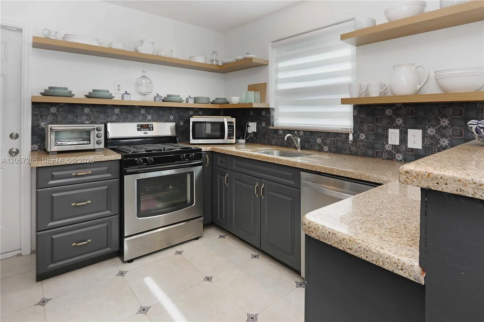 405 S 16th Ave, Hollywood, FL 33020 photo 11