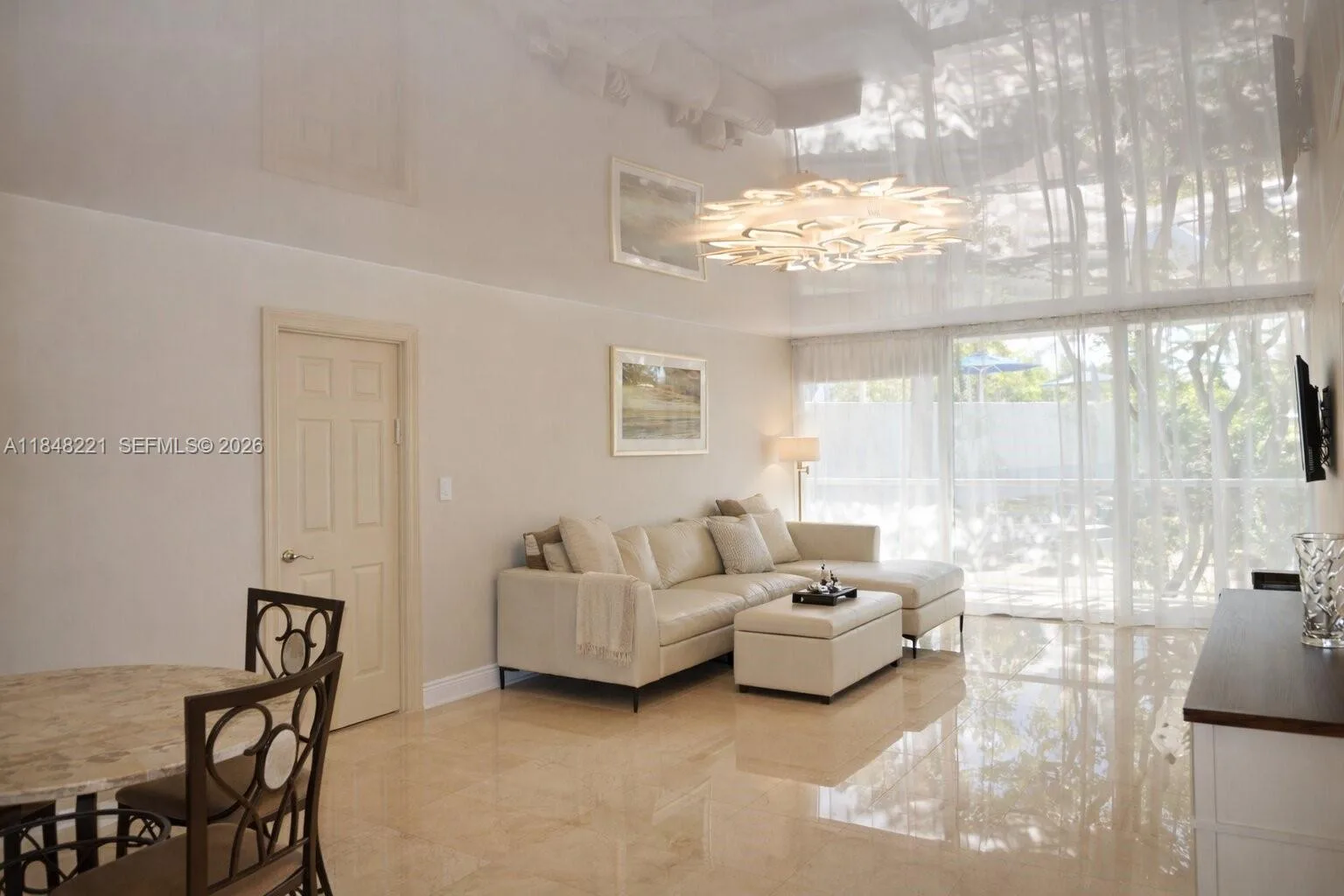 3701 N Country Club Dr # 204, Aventura, FL 33180 photo 2