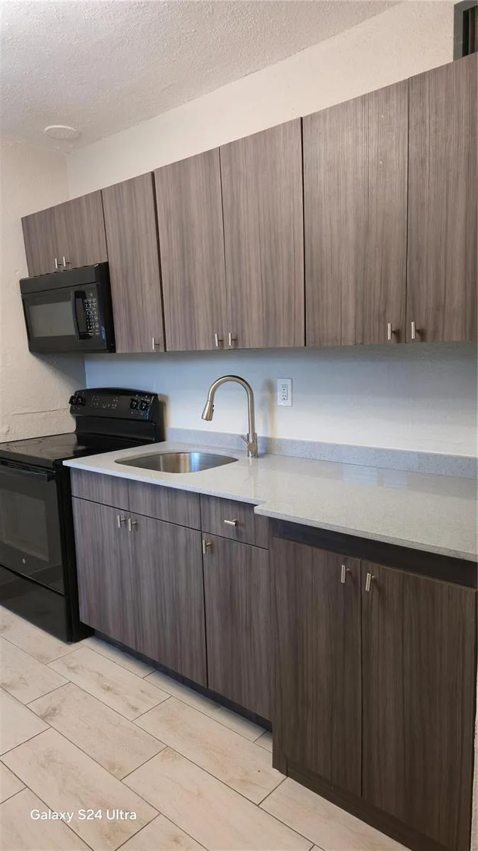 360 NW 8th Street, Pompano Beach, FL 33060