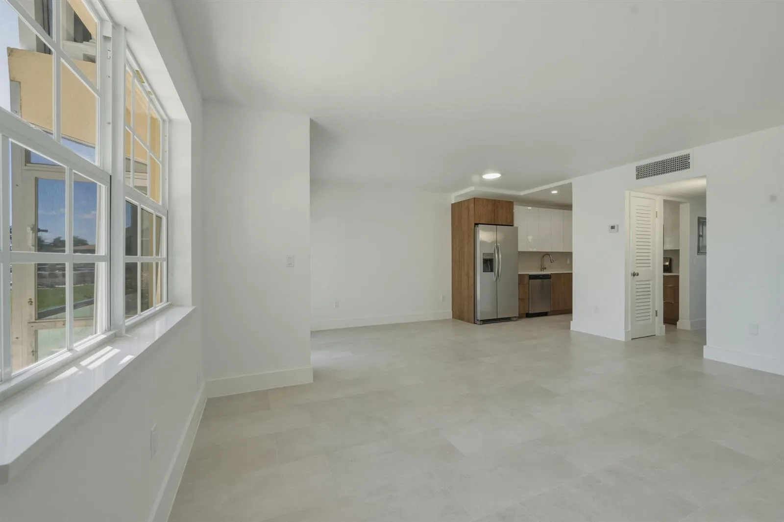 700 Pine Drive # 105, Pompano Beach, FL 33060 photo 5