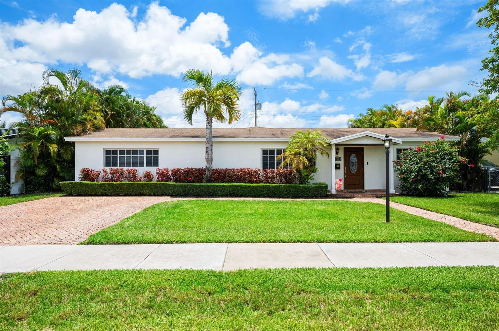 1035 SW 100th Court, Miami, FL 33174 photo 2