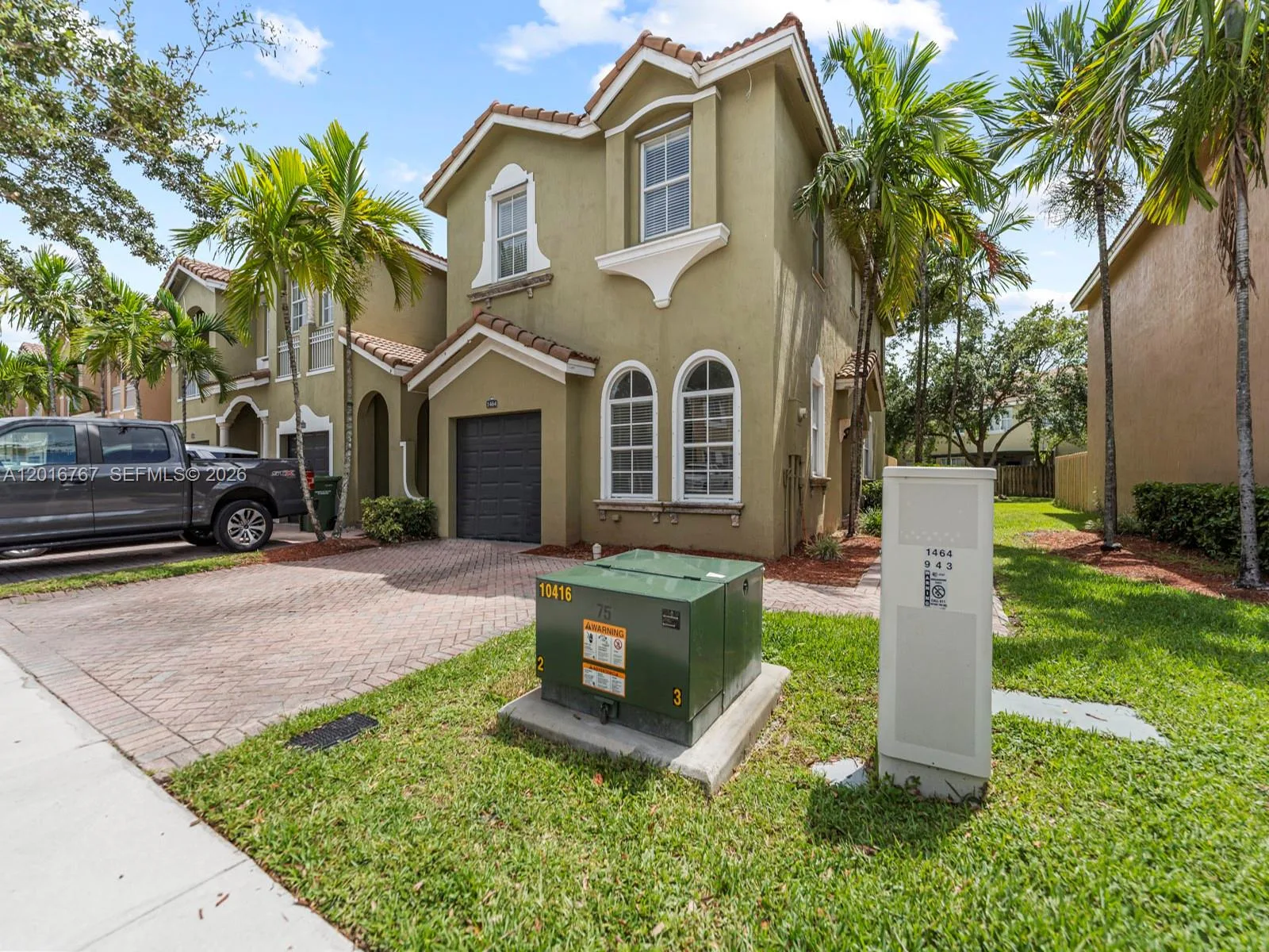 1426 SE 26th Ave, Homestead, FL 33035 photo 2