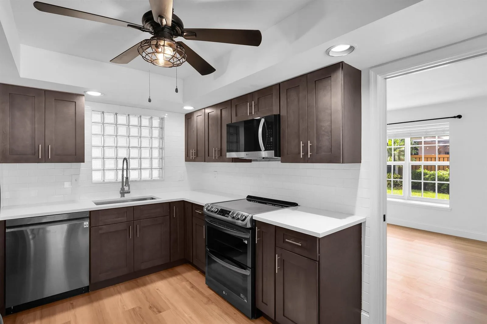 11557 WINCHESTER Drive, Palm Beach Gardens, FL 33410 photo 11