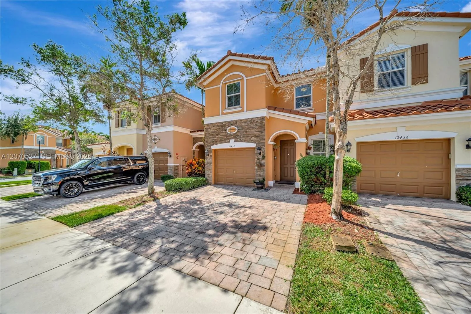 12434 NW Emerald Creek Mnr, Plantation, FL 33325 photo 2