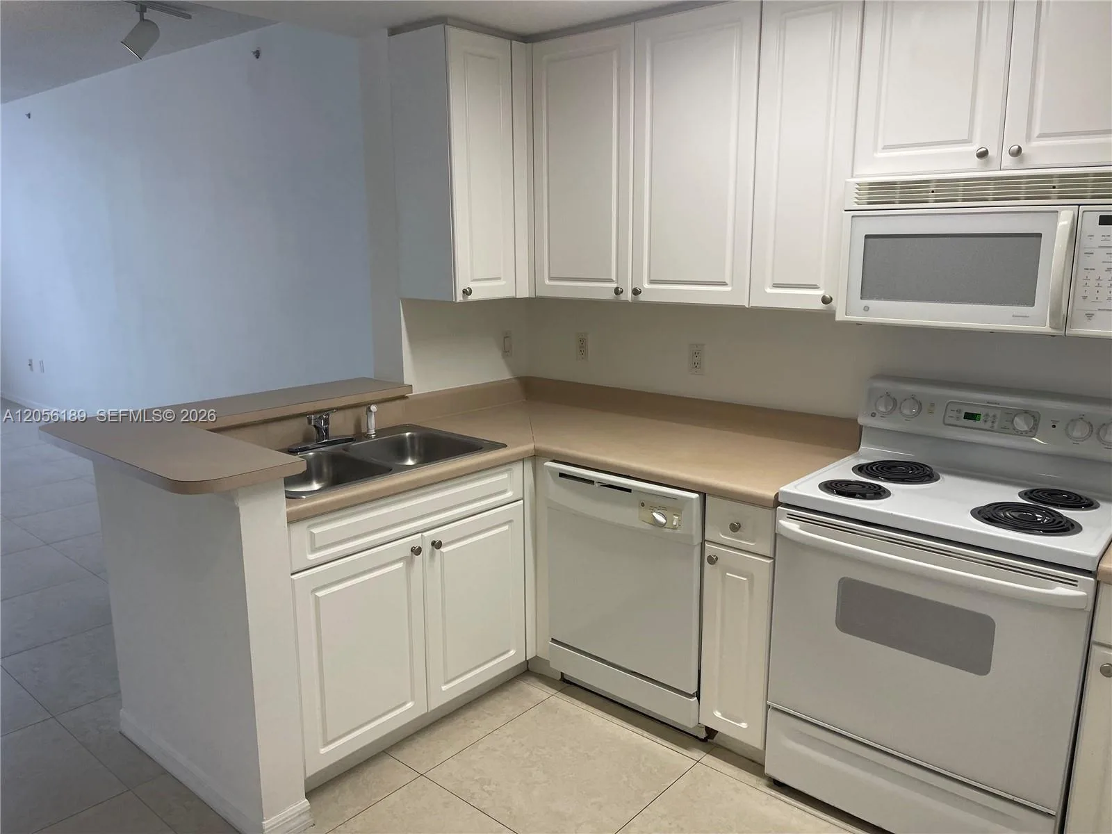 255 Evernia St # 616, West Palm Beach, FL 33401