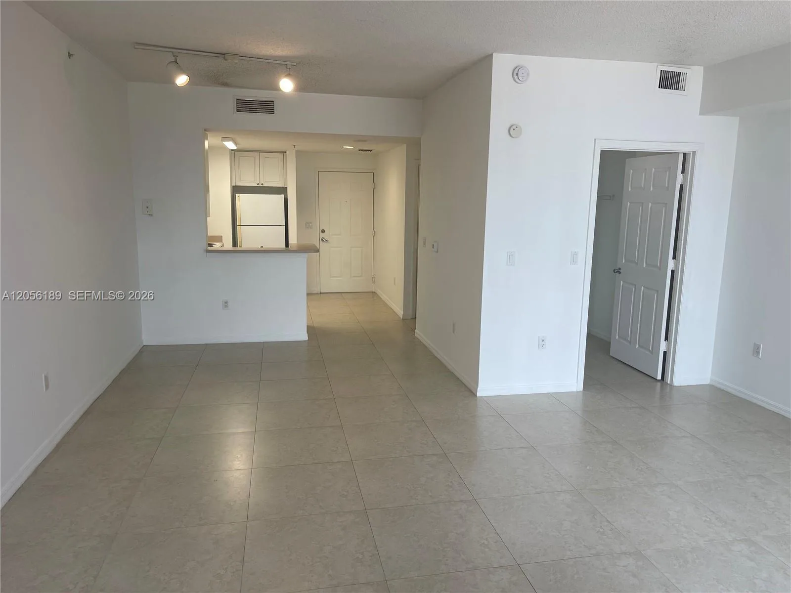 255 Evernia St # 616, West Palm Beach, FL 33401 photo 4