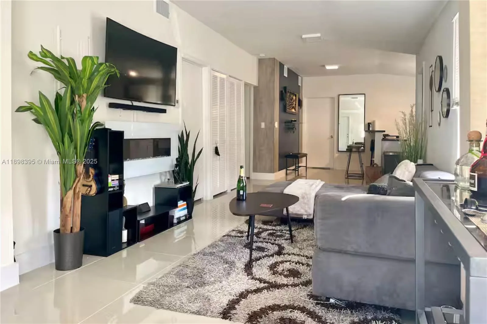 3132 NW 43rd St, Miami, FL 33142 photo 4