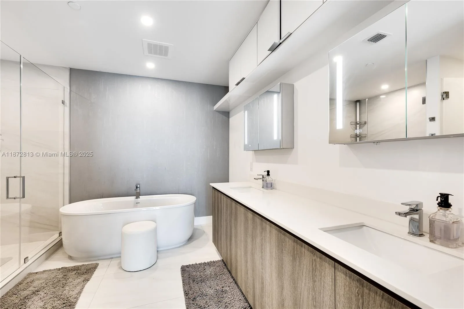 17550 Collins Ave # 1405, Sunny Isles Beach, FL 33160 photo 12