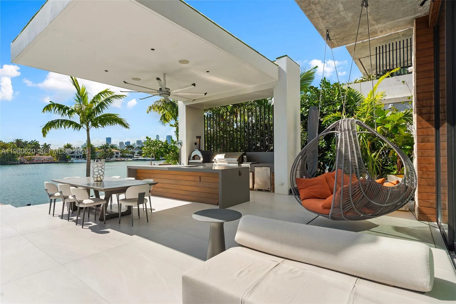 310 S Hibiscus Dr, Miami Beach, FL 33139 photo 11