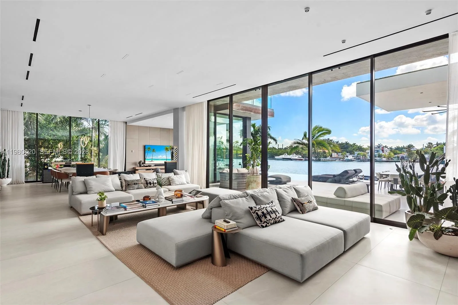 310 S Hibiscus Dr, Miami Beach, FL 33139 photo 13