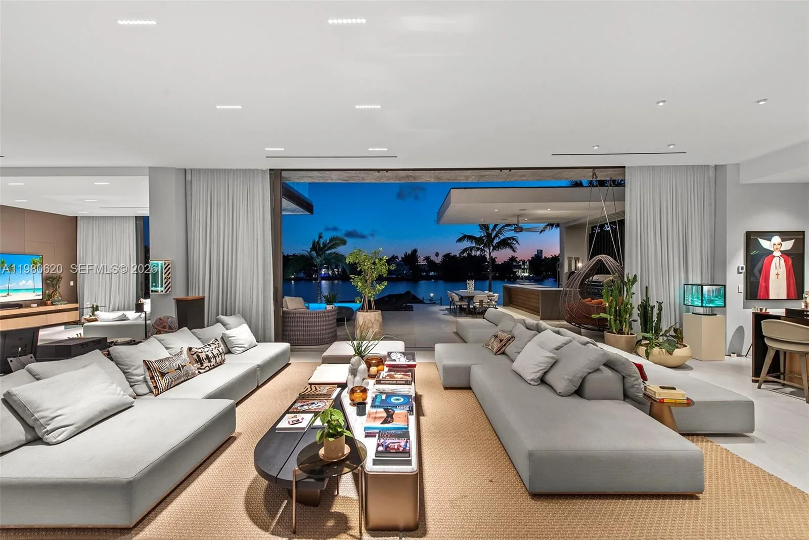 310 S Hibiscus Dr, Miami Beach, FL 33139 photo 7