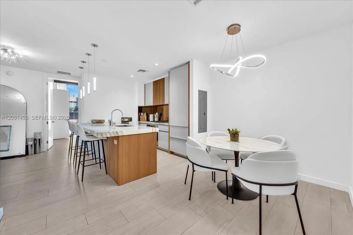 Park Grove Club Residences photo 5