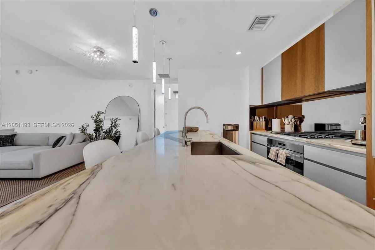 Park Grove Club Residences photo 8