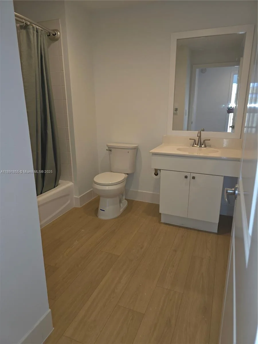 10 Aragon Ave # 819, Coral Gables, FL 33134 photo 10