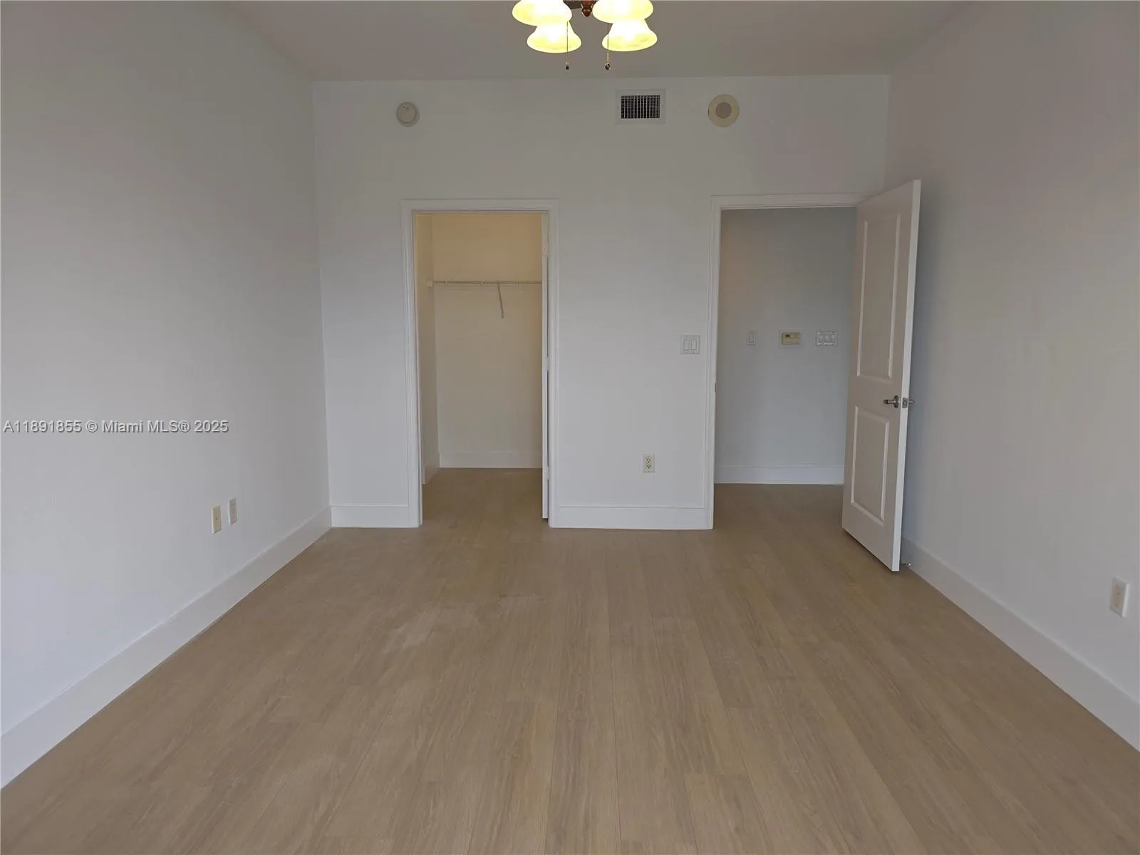 10 Aragon Ave # 819, Coral Gables, FL 33134 photo 8
