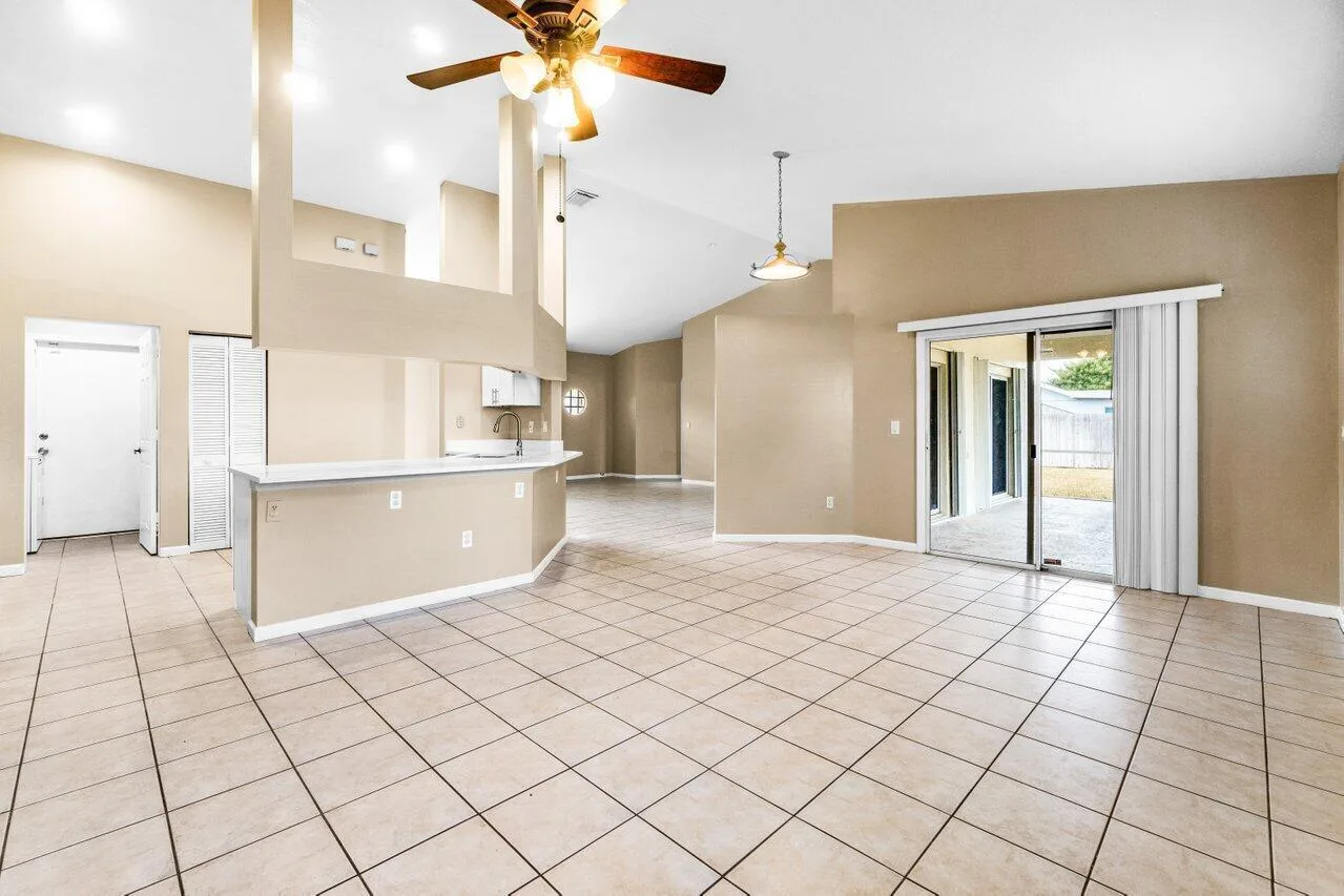 273 Ponce De Leon Street, Royal Palm Beach, FL 33411 photo 5