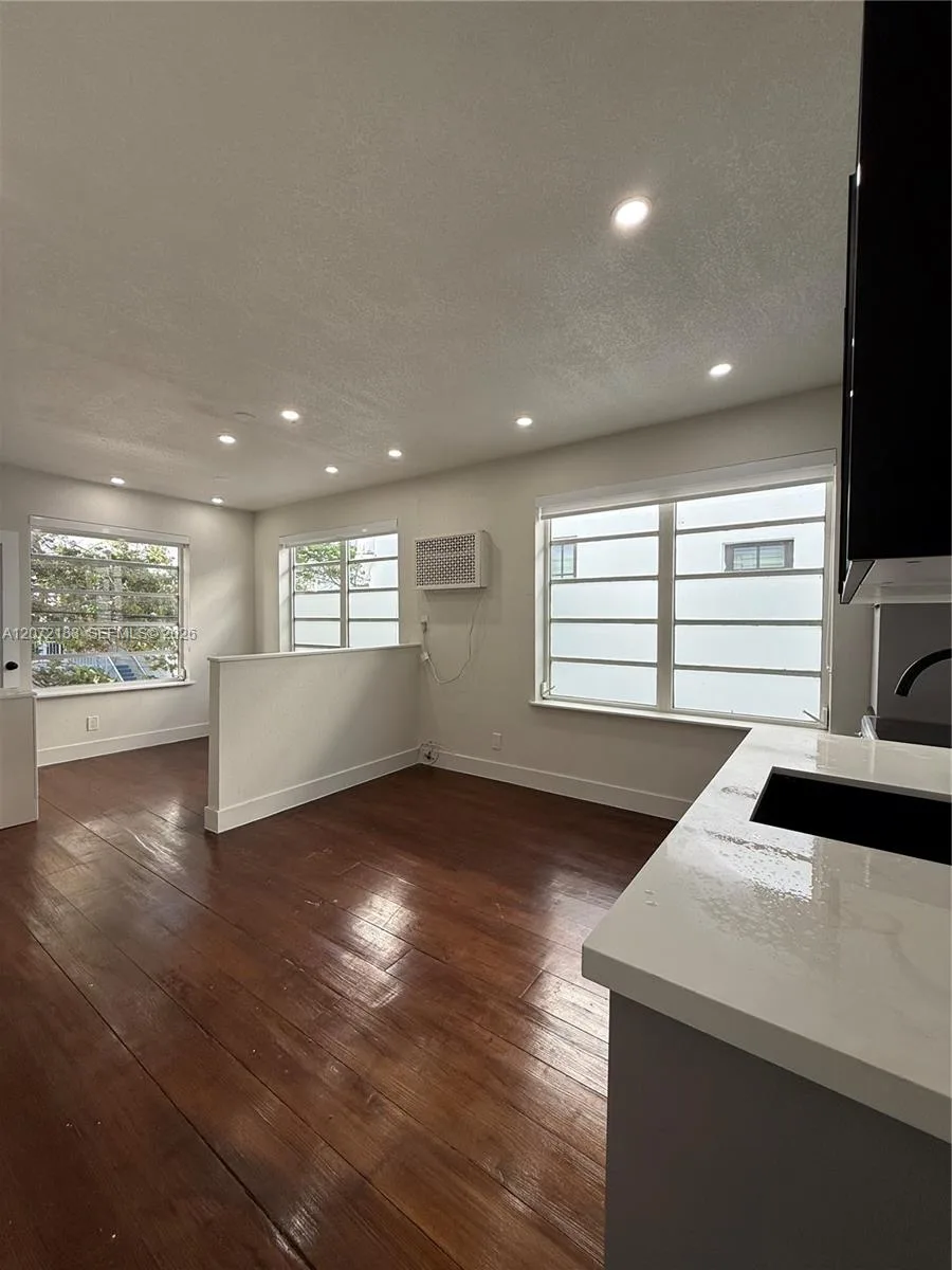 723 2nd St # 3, Miami Beach, FL 33139