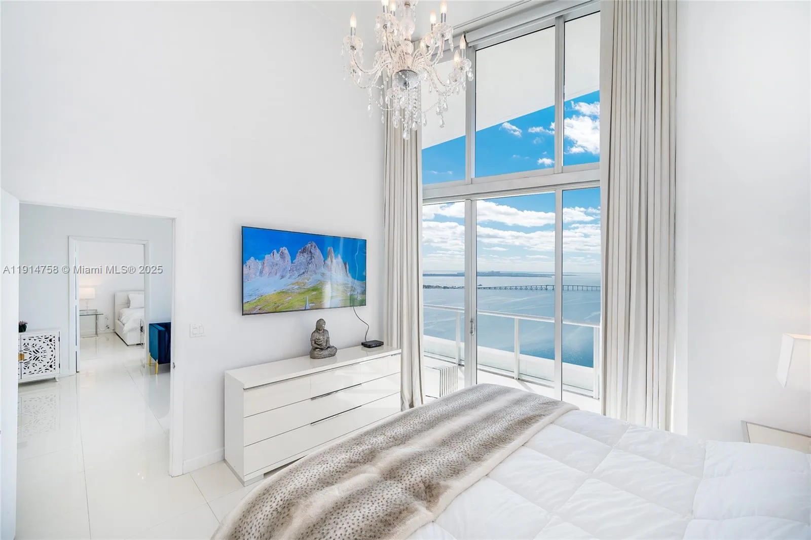 495 SE Brickell Ave # 4103, Miami, FL 33131 photo 8