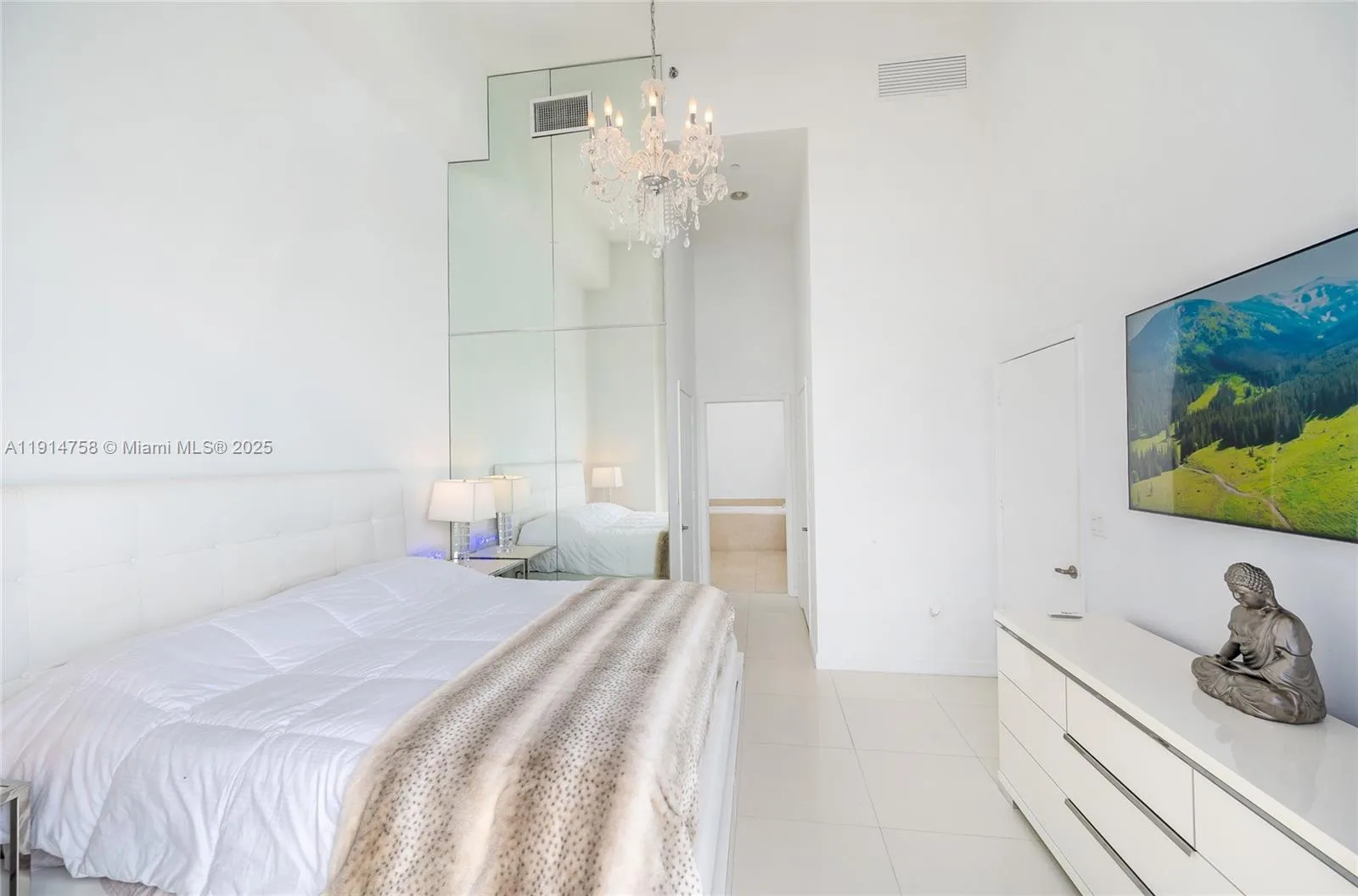 495 SE Brickell Ave # 4103, Miami, FL 33131 photo 9