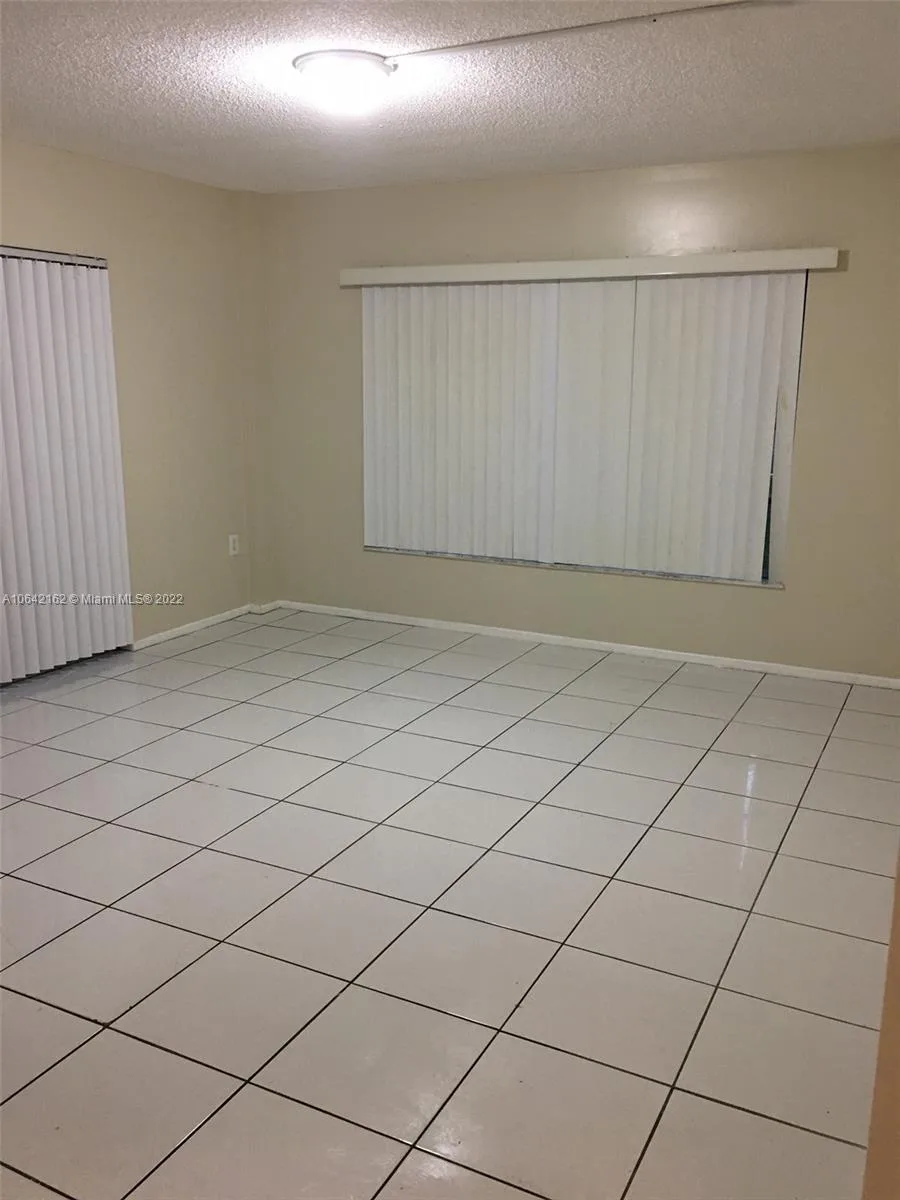 4170 Inverrary Dr # 111, Lauderhill, FL 33319 photo 9