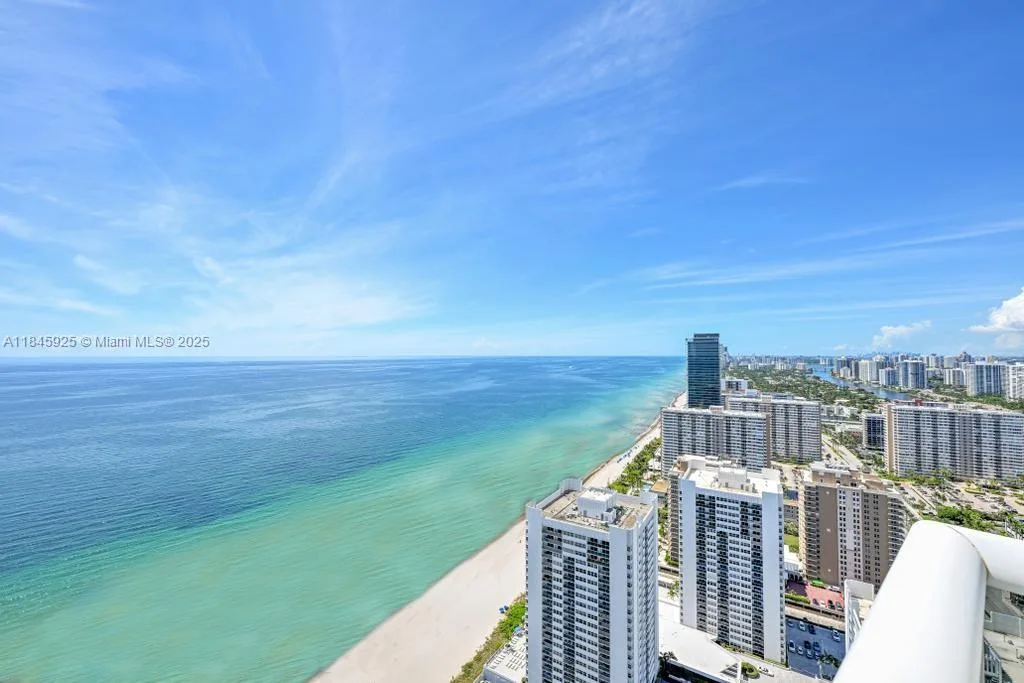 1850 S OCEAN DR # 4204, Hallandale Beach, FL 33009