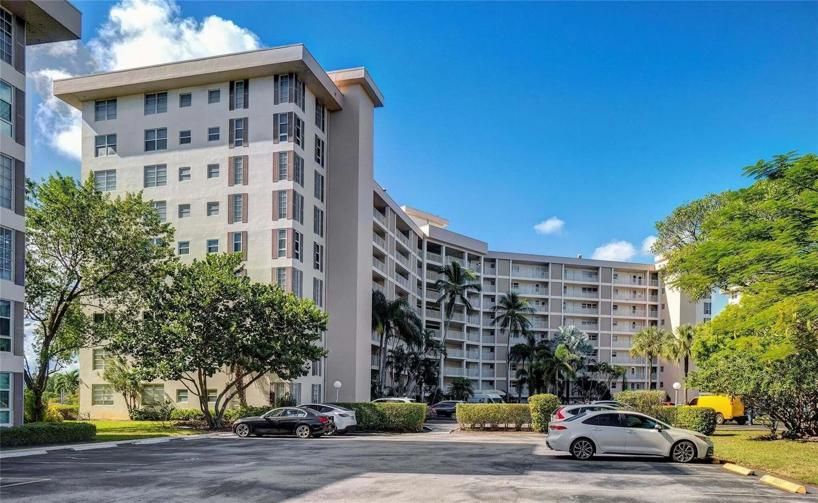 2681 S Course Drive # 712, Pompano Beach, FL 33069 photo 2