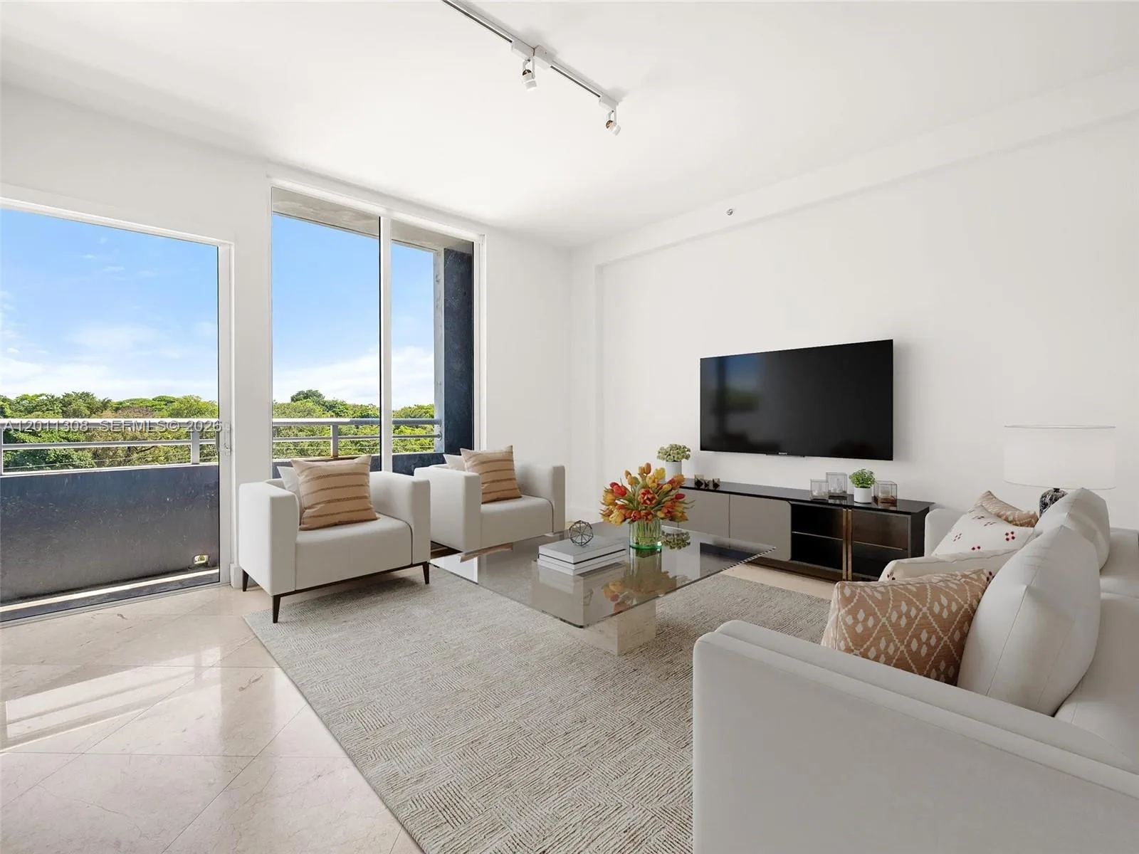 3250 Grand Ave # 506, Miami, FL 33133