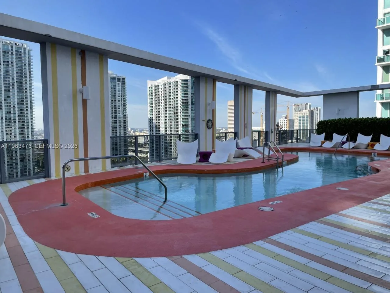 31 SE 6th St # 404, Miami, FL 33131 photo 2