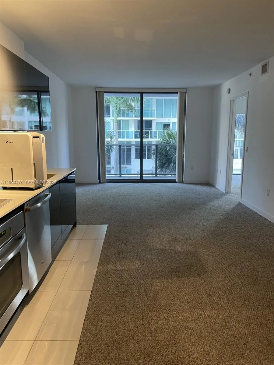 31 SE 6th St # 404, Miami, FL 33131 photo 6