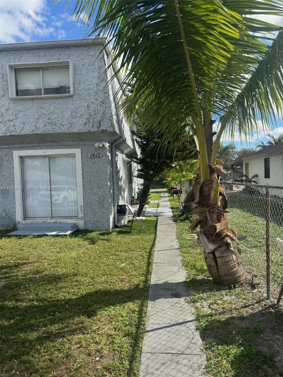 1410 SW 44th Ave # 1-5, Fort Lauderdale, FL 33317 photo 8