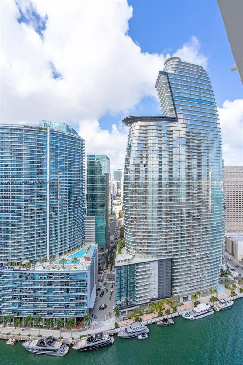 465 Brickell Ave # 4006, Miami, FL 33131