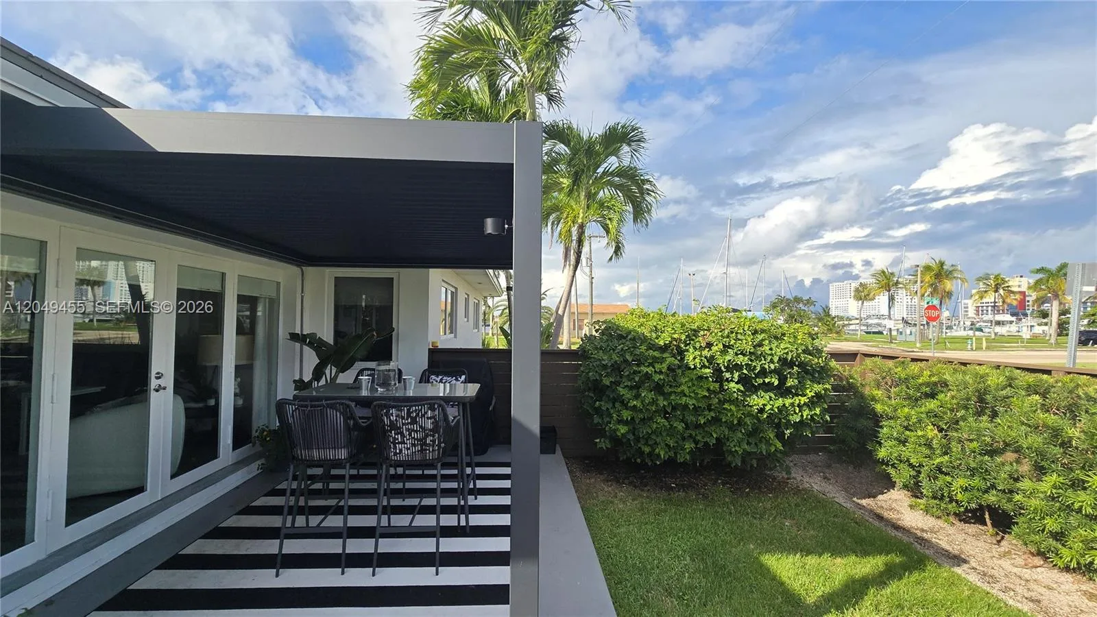 800 Polk St # /, Hollywood, FL 33019