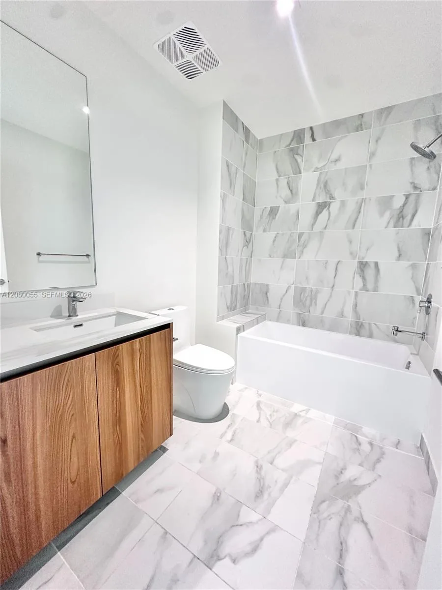 1400 Biscayne Blvd # 1506, Miami, FL 33132 photo 10