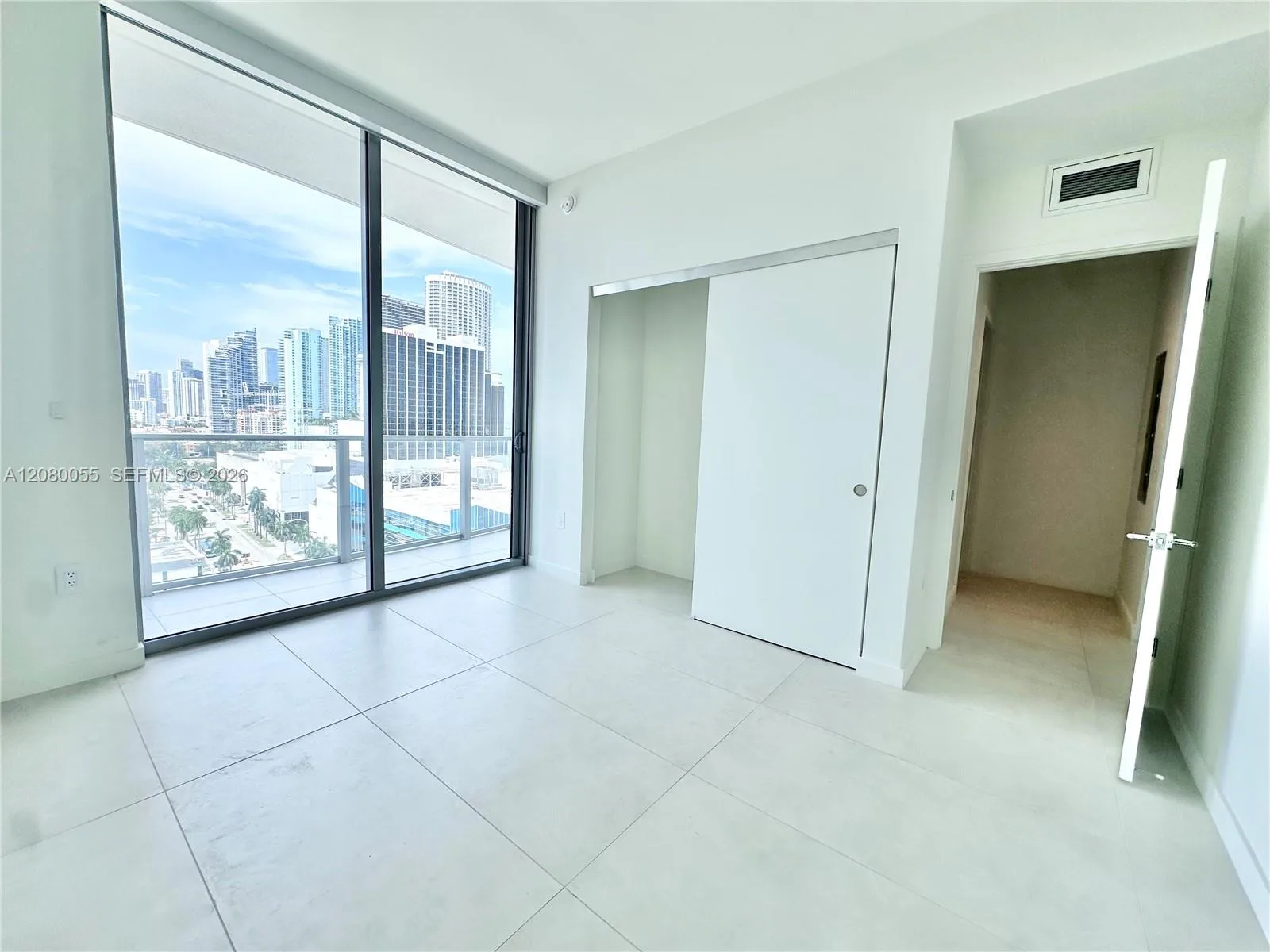 1400 Biscayne Blvd # 1506, Miami, FL 33132 photo 11