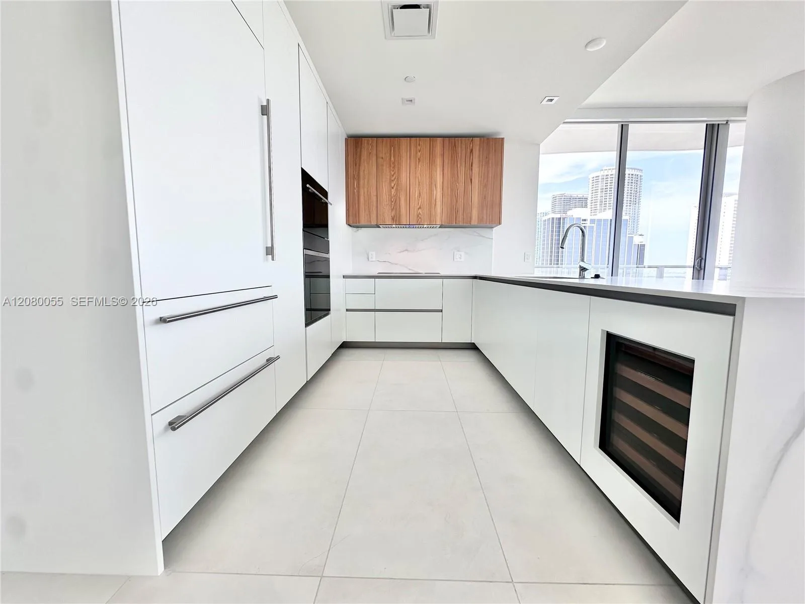 1400 Biscayne Blvd # 1506, Miami, FL 33132 photo 3