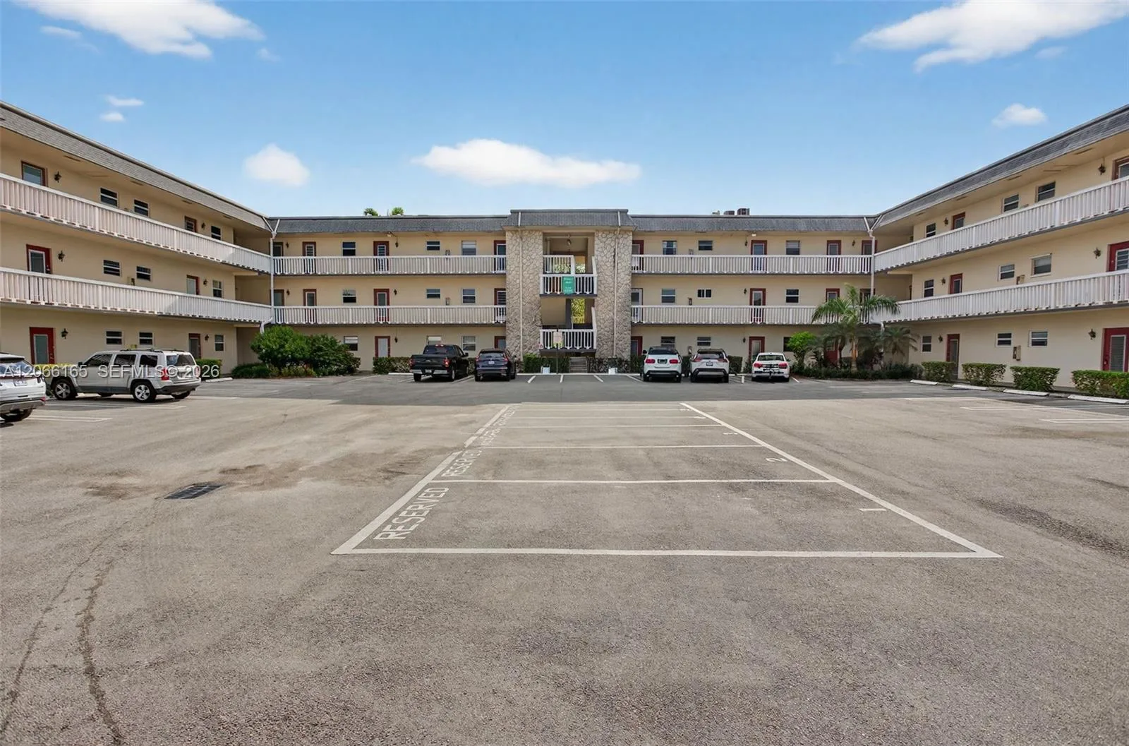 4299 NW 16th St # 210, Lauderhill, FL 33313