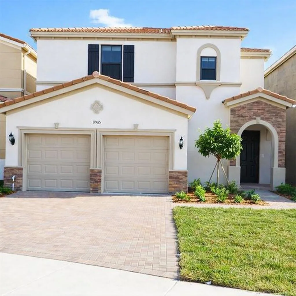 19105 NE 8th Court, Miami, FL 33179