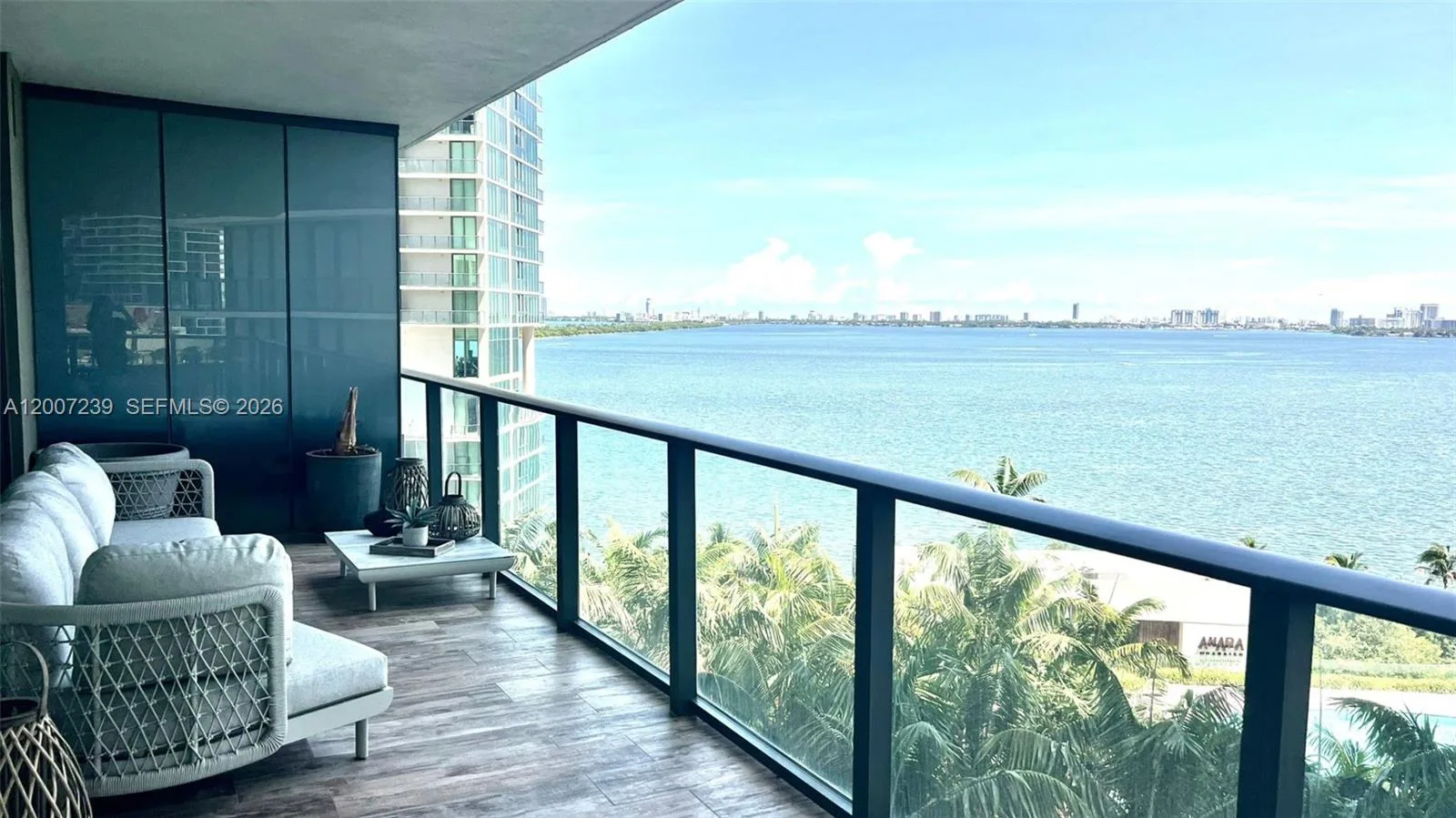 650 NE 32nd St # 1001, Miami, FL 33137