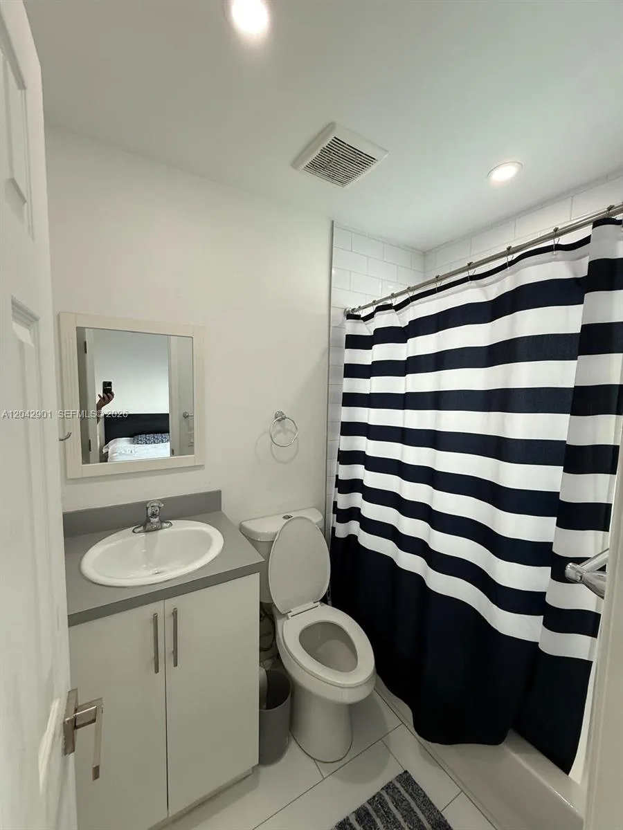 200 NE 108th # 2, Miami Shores, FL 33161