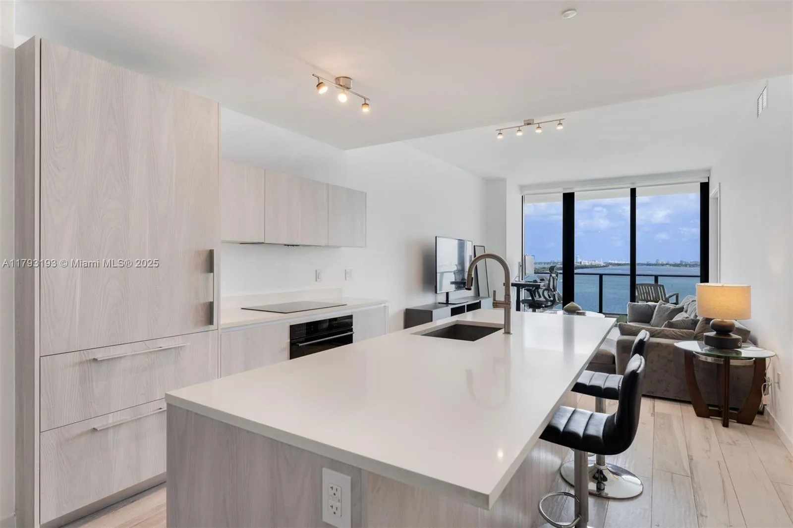 480 NE 31st St # 1502, Miami, FL 33137