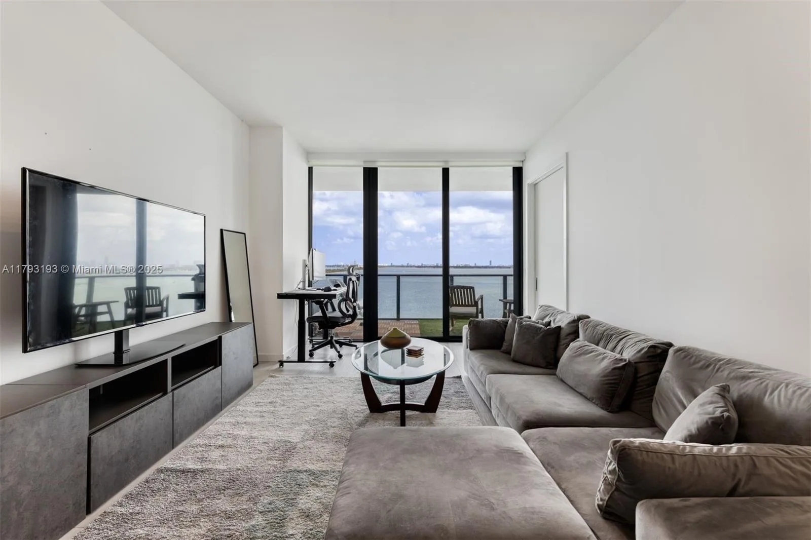 480 NE 31st St # 1502, Miami, FL 33137 photo 3